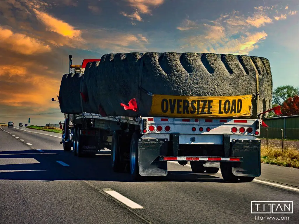 Oversize Load Hauling on Flatbed